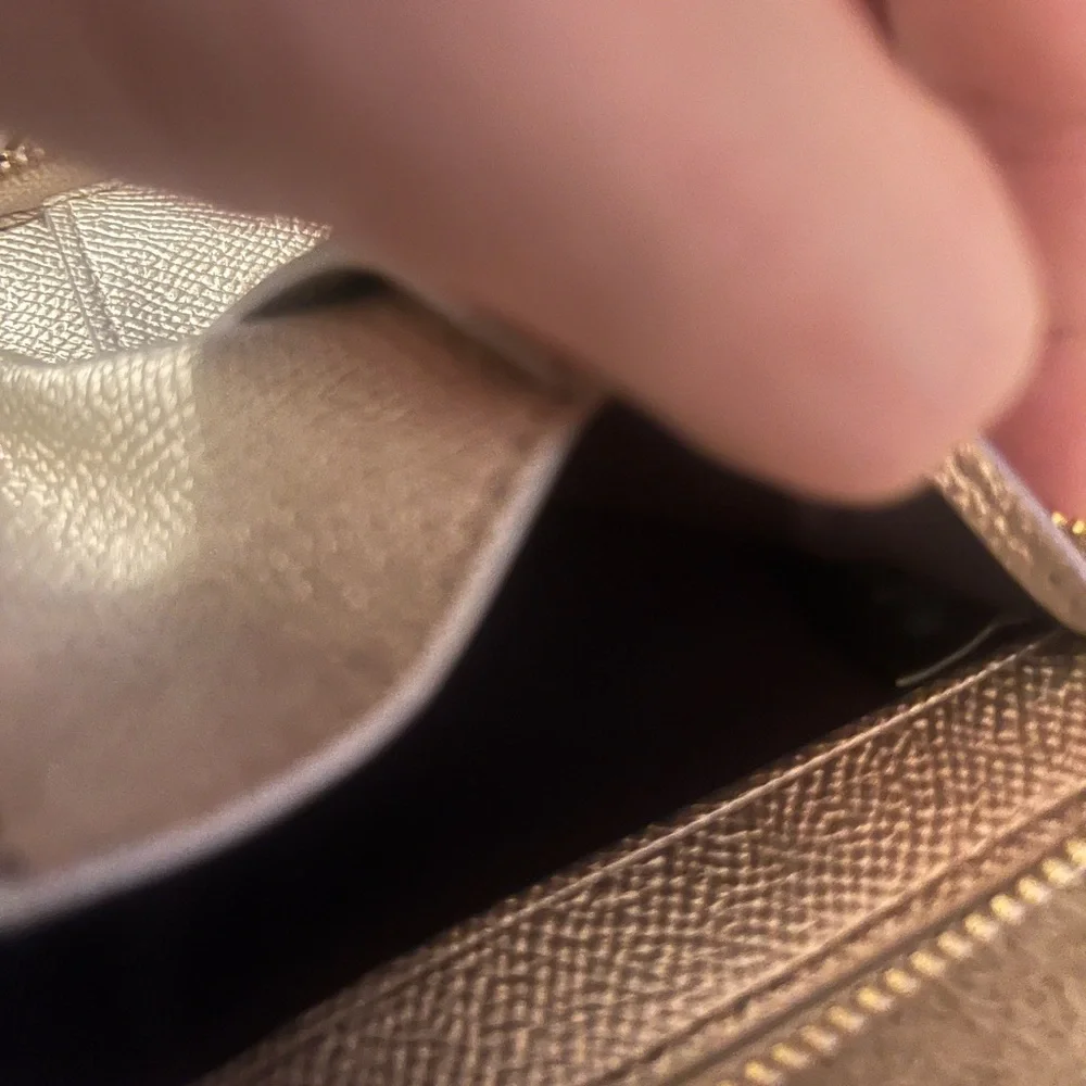 Coach x NASA Space small zip around wallet - Picture 8 of 9